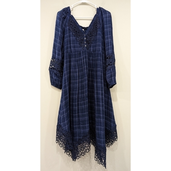 Anthropologie x Akemi + Kin Codie Plaid Eyelet Handkerchief Hem Dress Size 6 - Picture 1 of 9